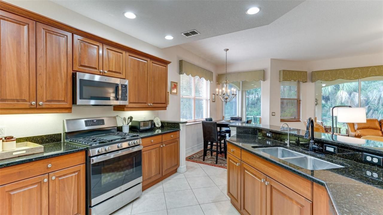 9454 Discovery Terrace, Unit 101A, Bradenton, FL 34212 Photo