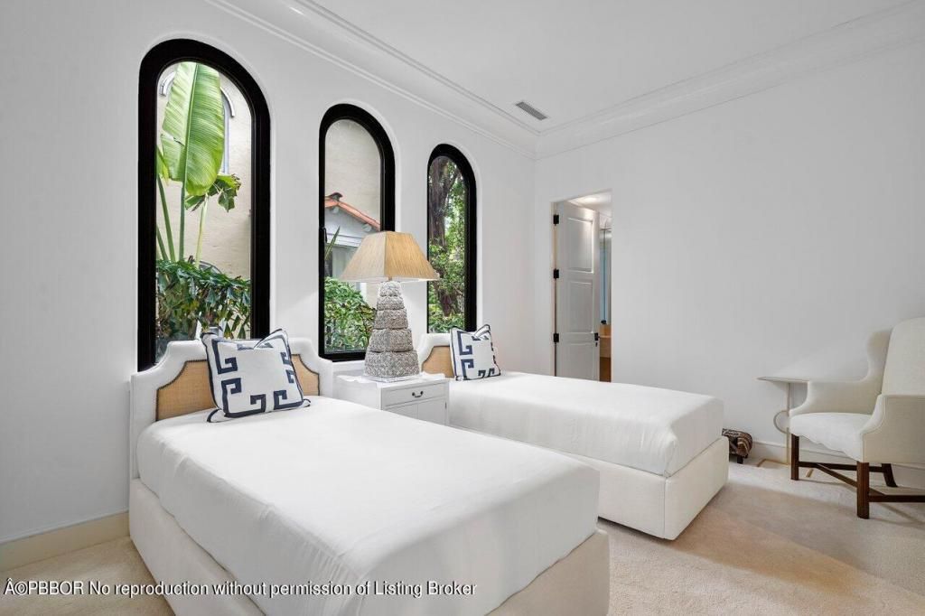 12 Lagomar Road, Palm Beach, FL 33480 Photo