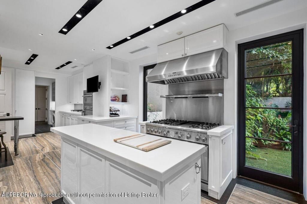 12 Lagomar Road, Palm Beach, FL 33480 Photo