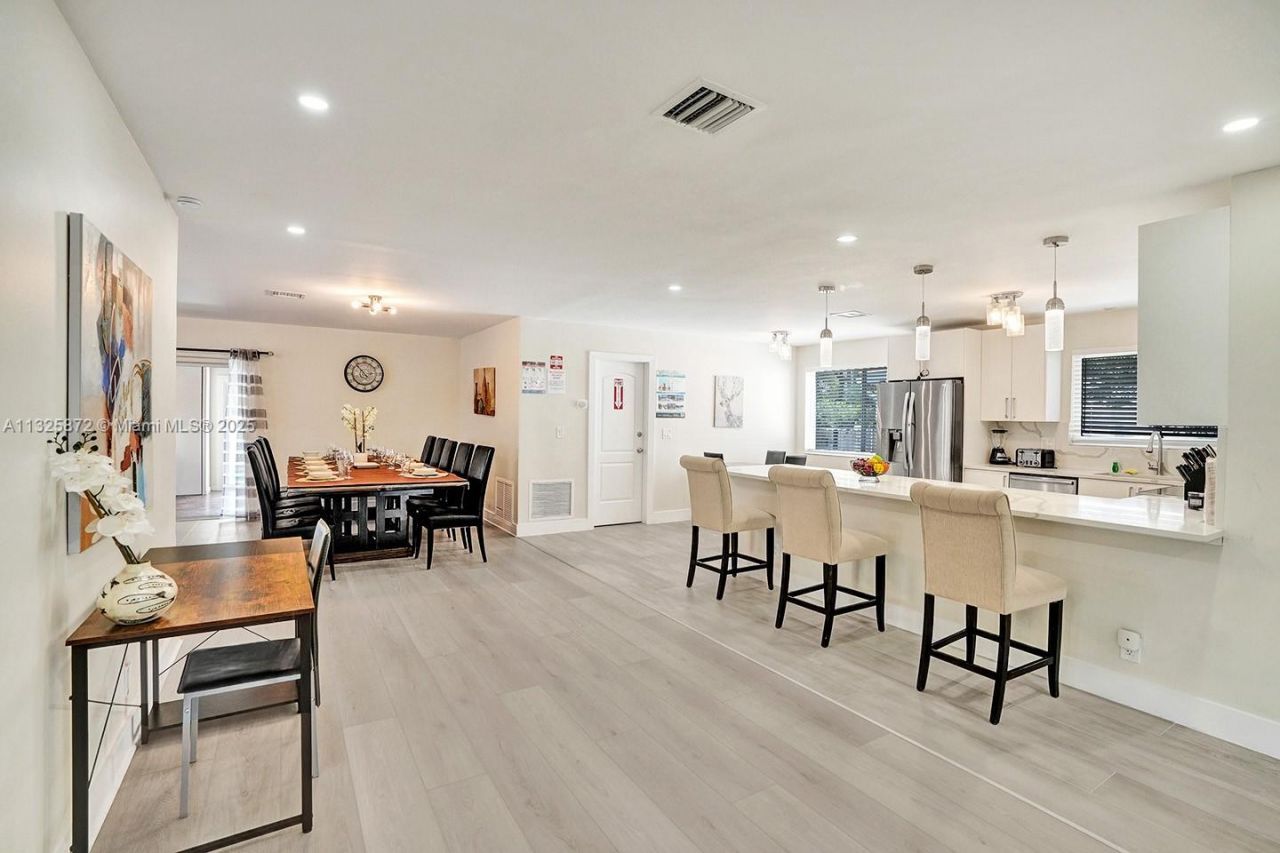 1018 Adams St, Hollywood, FL 33019 Photo