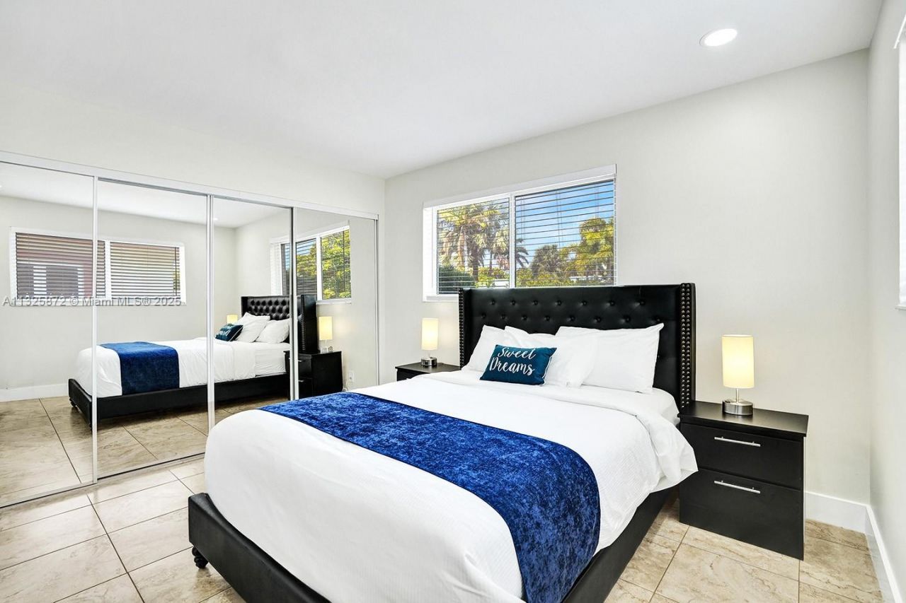 1018 Adams St, Hollywood, FL 33019 Photo