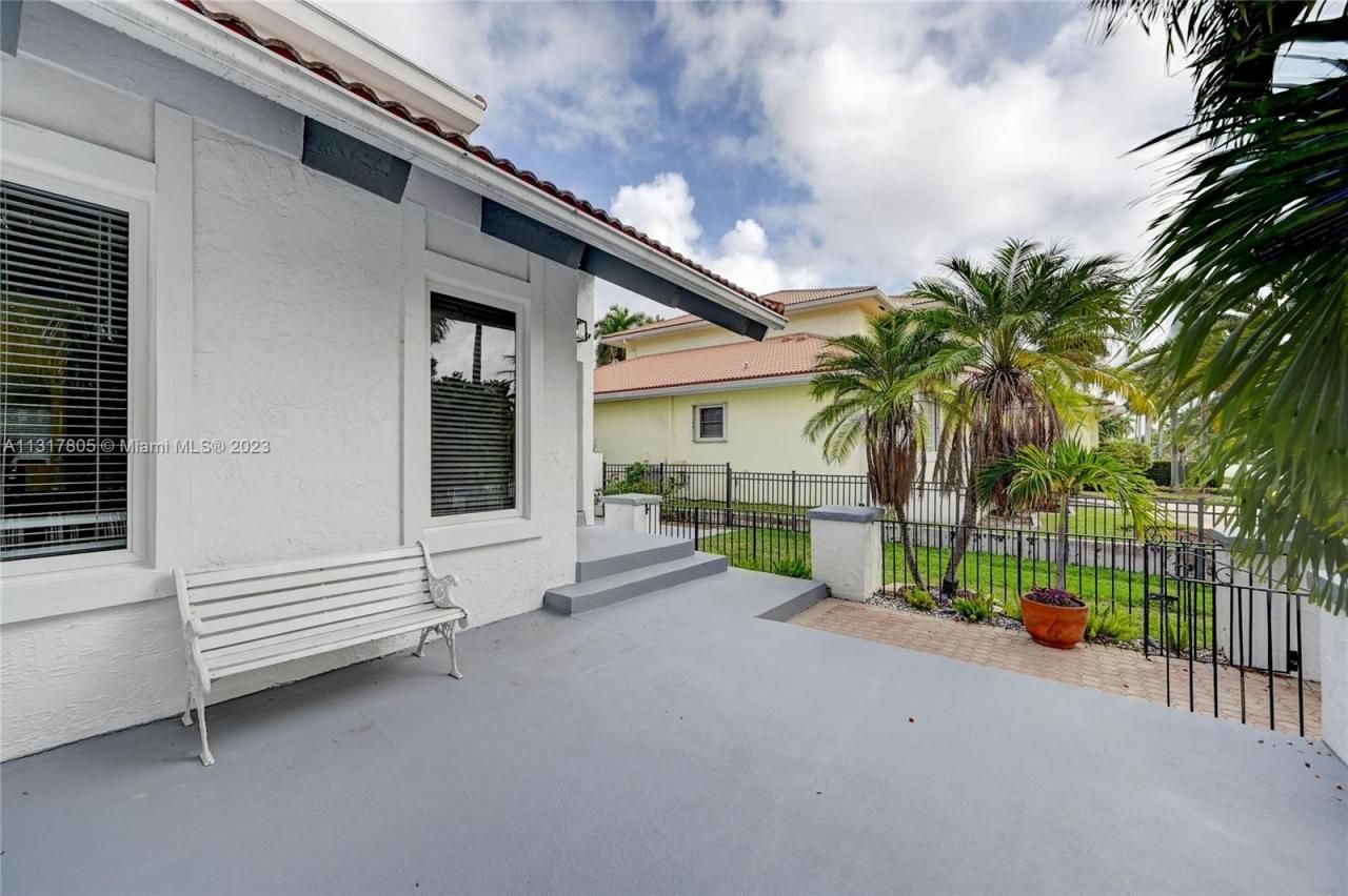 1109 Hollywood Blvd, Hollywood, FL 33019 Photo