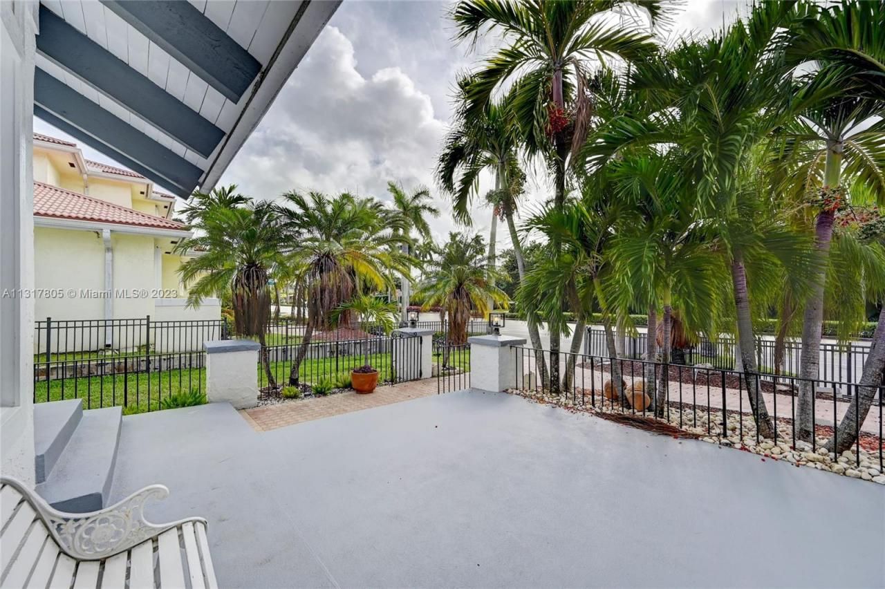 1109 Hollywood Blvd, Hollywood, FL 33019 Photo