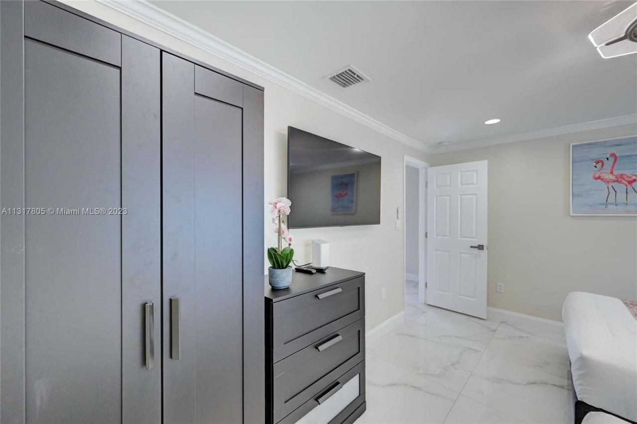 1109 Hollywood Blvd, Hollywood, FL 33019 Photo