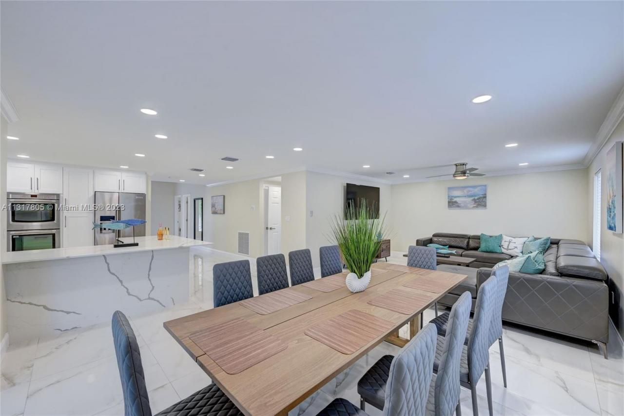 1109 Hollywood Blvd, Hollywood, FL 33019 Photo