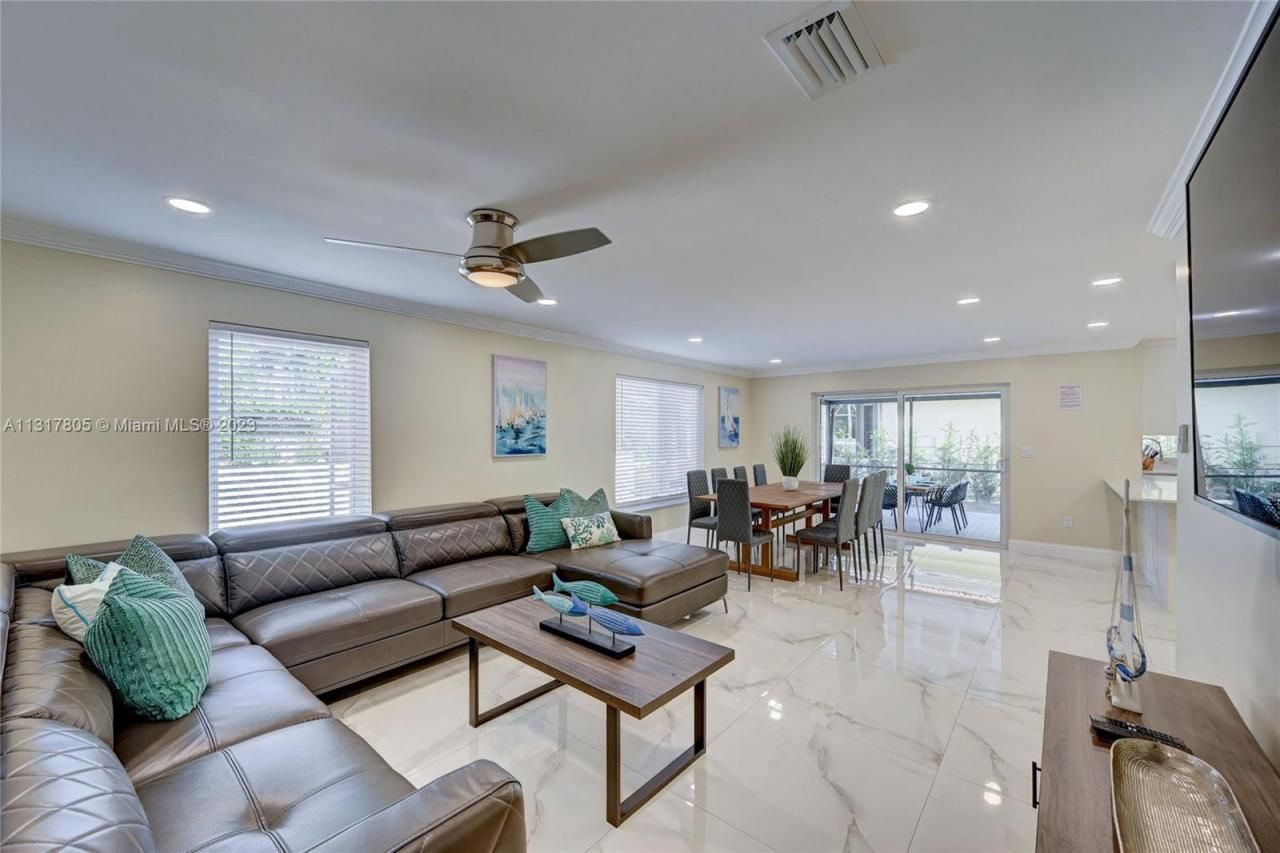 1109 Hollywood Blvd, Hollywood, FL 33019 Photo