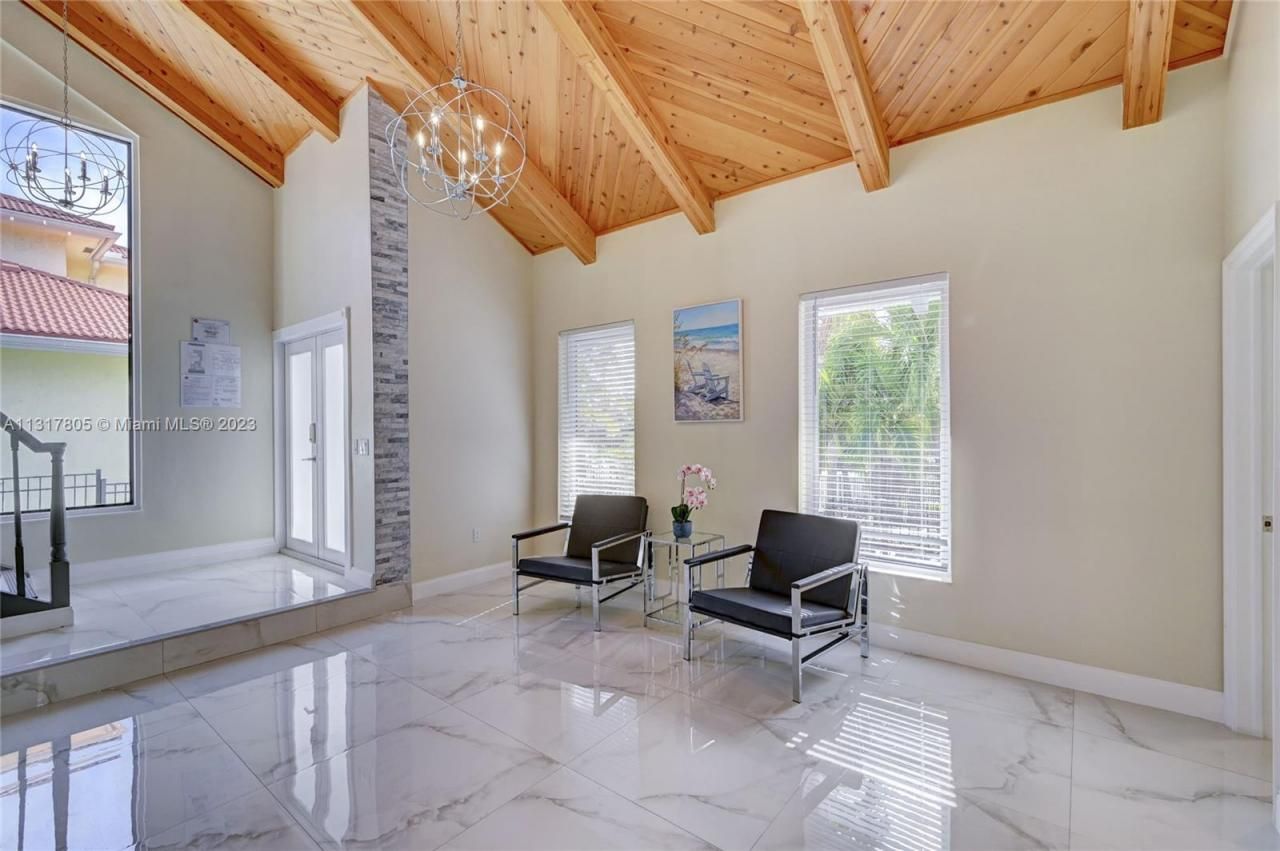 1109 Hollywood Blvd, Hollywood, FL 33019 Photo