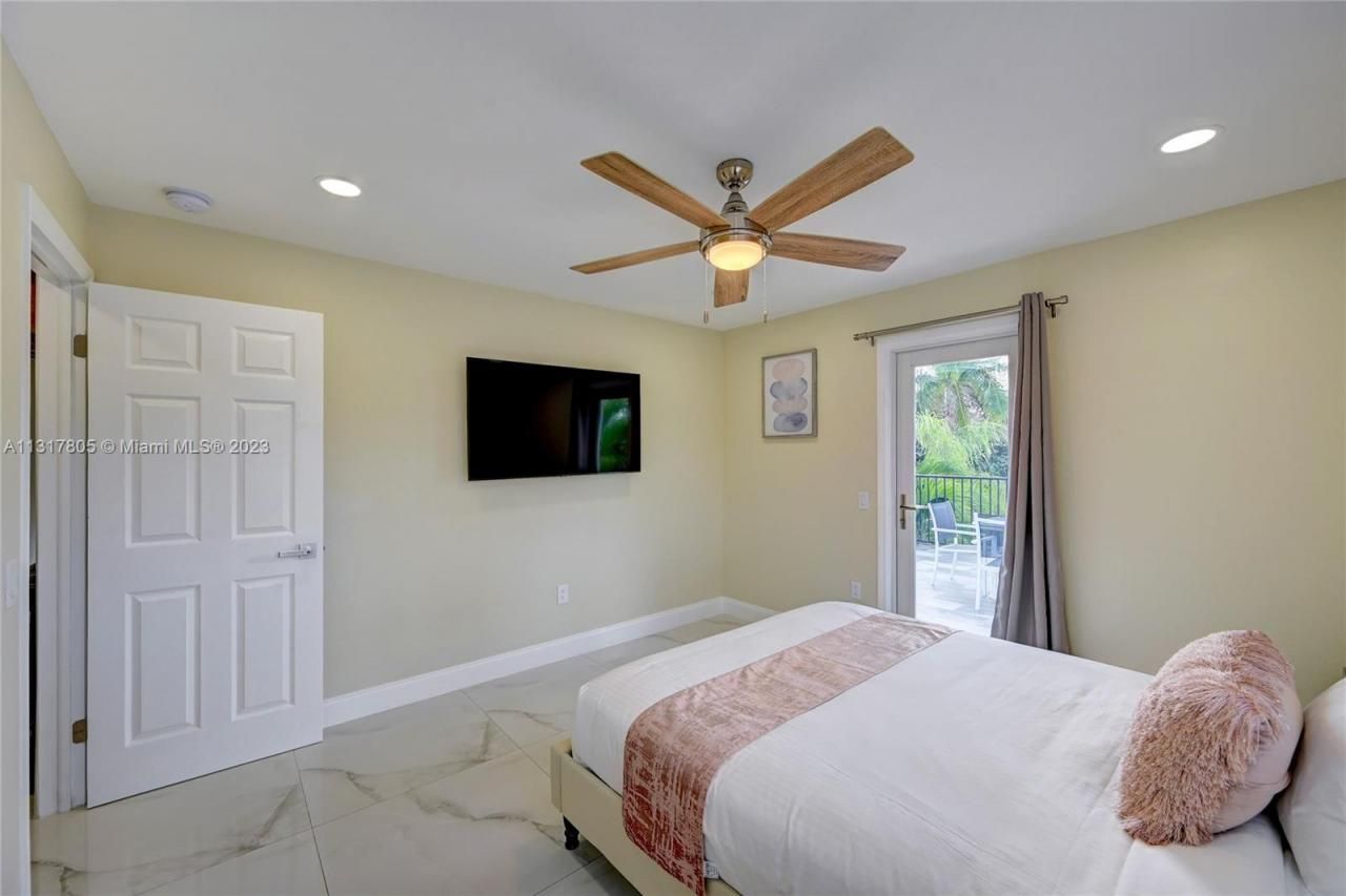 1109 Hollywood Blvd, Hollywood, FL 33019 Photo