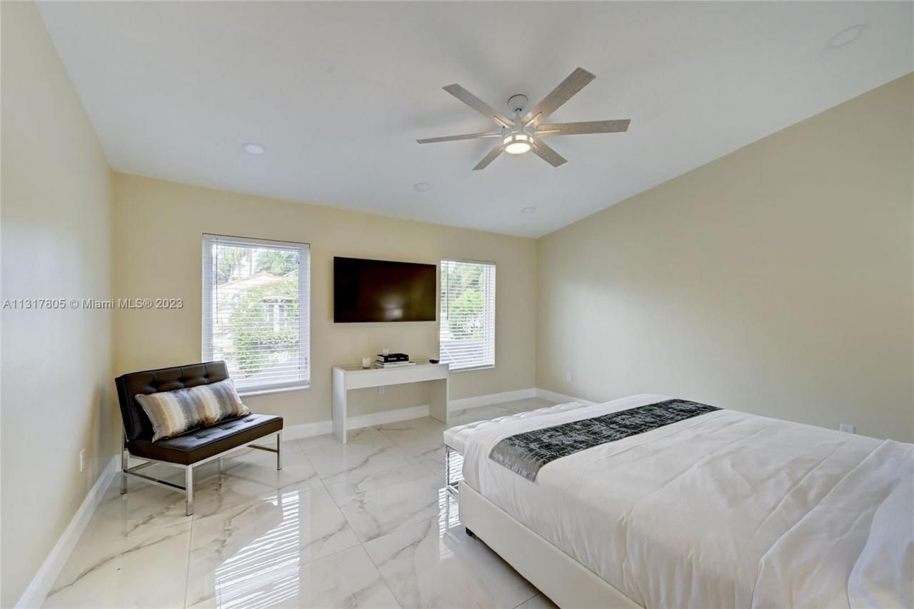 1109 Hollywood Blvd, Hollywood, FL 33019 Photo