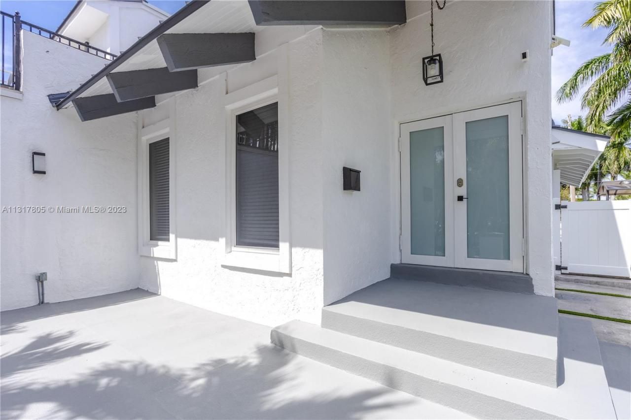 1109 Hollywood Blvd, Hollywood, FL 33019 Photo