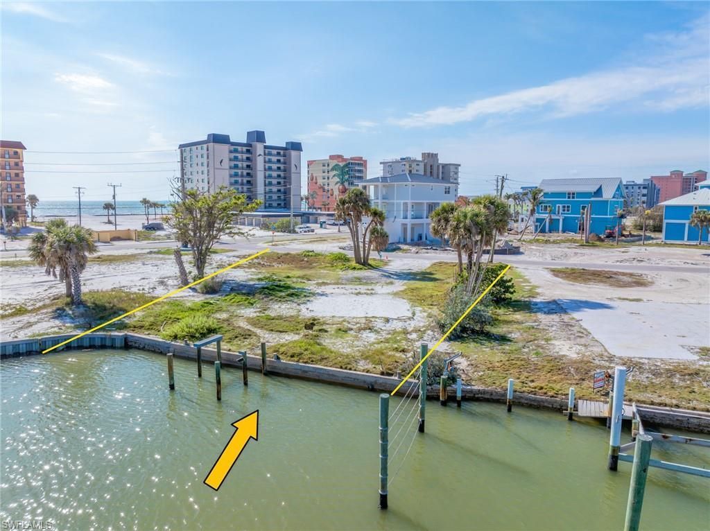 587 Carlos Circle, Fort Myers Beach, FL 33931 Photo
