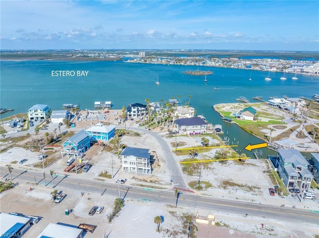 587 Carlos Circle, Fort Myers Beach, FL 33931 Photo