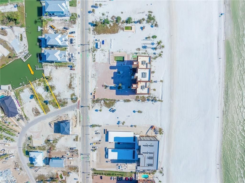 587 Carlos Circle, Fort Myers Beach, FL 33931 Photo