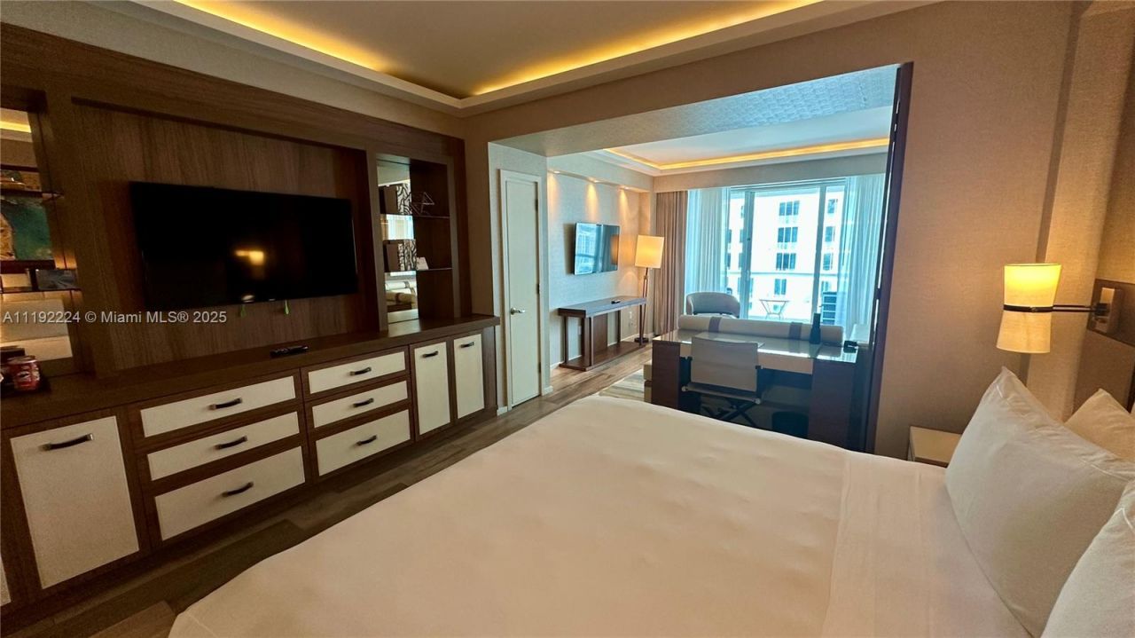 551 N Fort Lauderdale Beach Blvd, Unit H1510, Fort Lauderdale, FL 33304 Photo