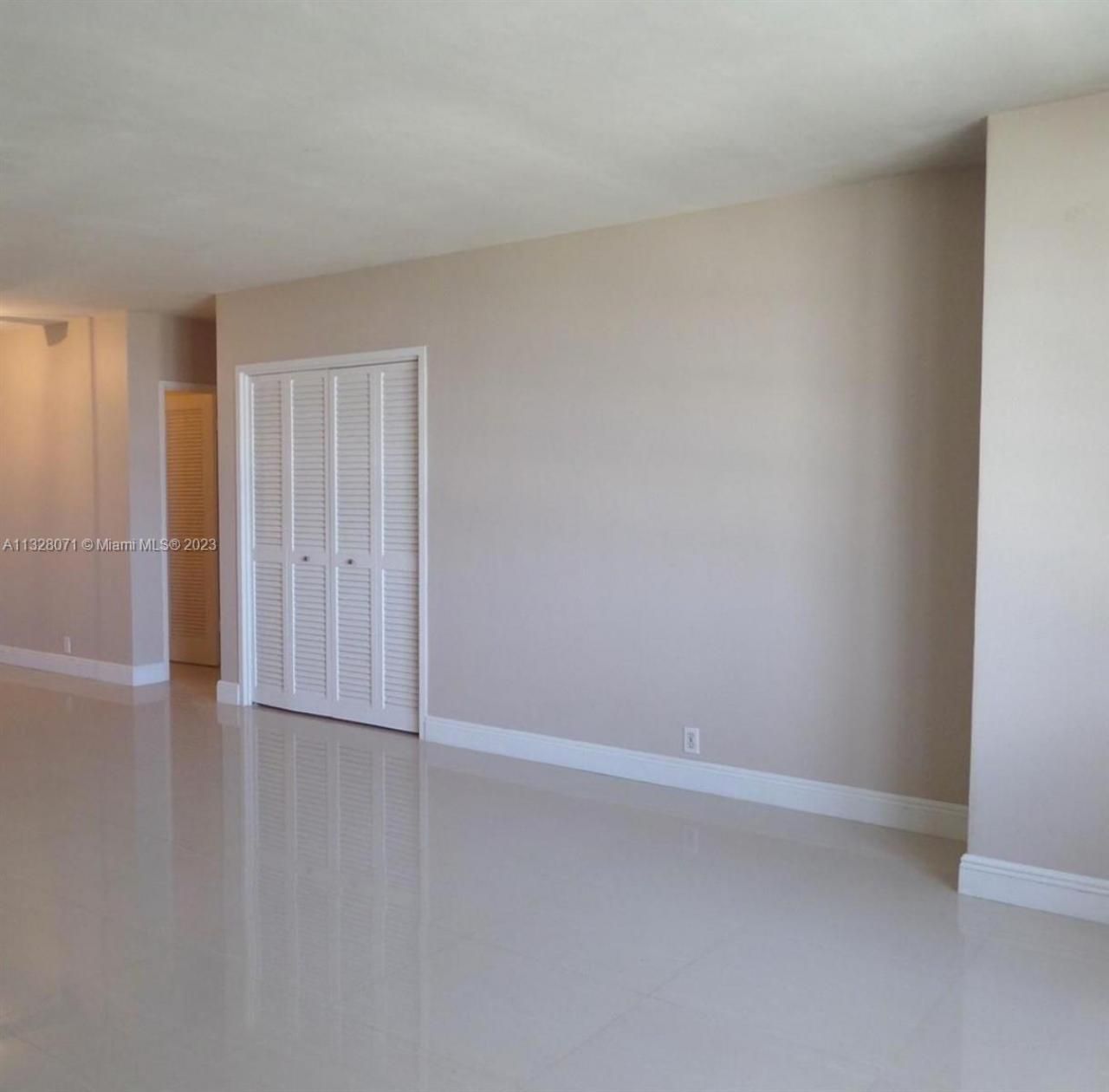 1000 West Ave, Unit 1032, Miami Beach, FL 33139 Photo