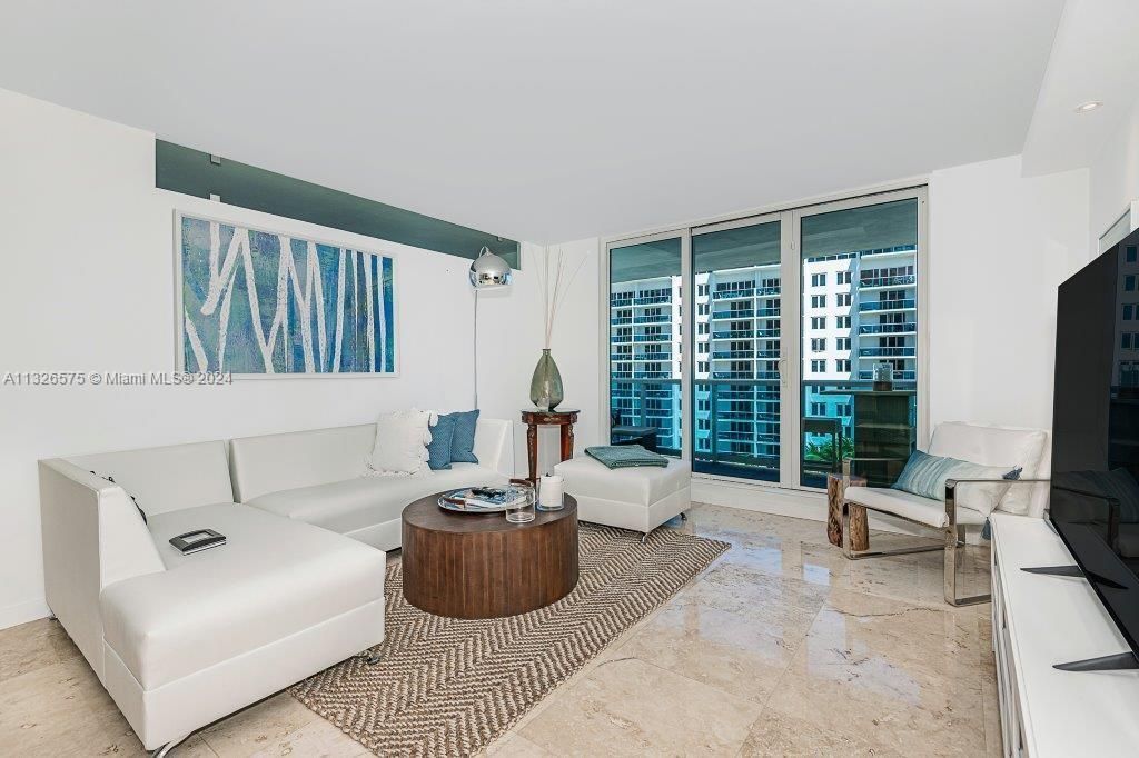 2301 Collins Ave, Unit 1117, Miami Beach, FL 33139 Photo