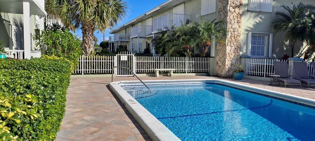 5500 Old Ocean Boulevard, Unit 202, Ocean Ridge, FL 33435 Photo