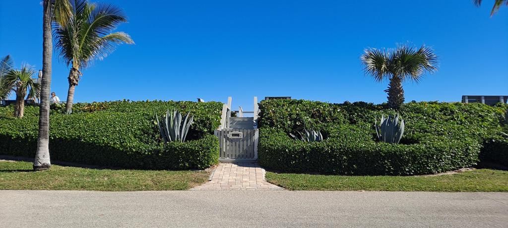 5500 Old Ocean Boulevard, Unit 202, Ocean Ridge, FL 33435 Photo