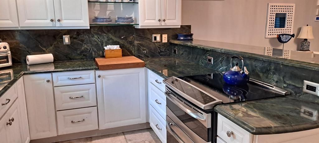 5500 Old Ocean Boulevard, Unit 202, Ocean Ridge, FL 33435 Photo