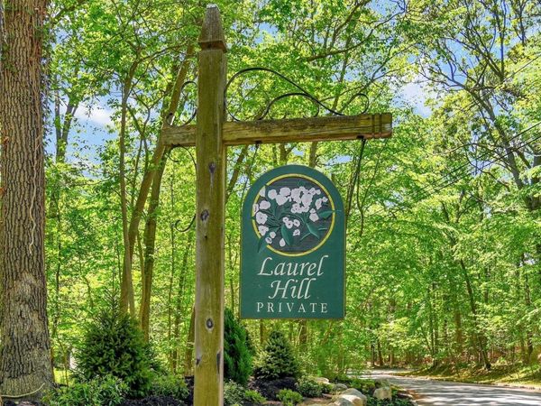 Laurel Hill Path, Nissequogue, NY 11780