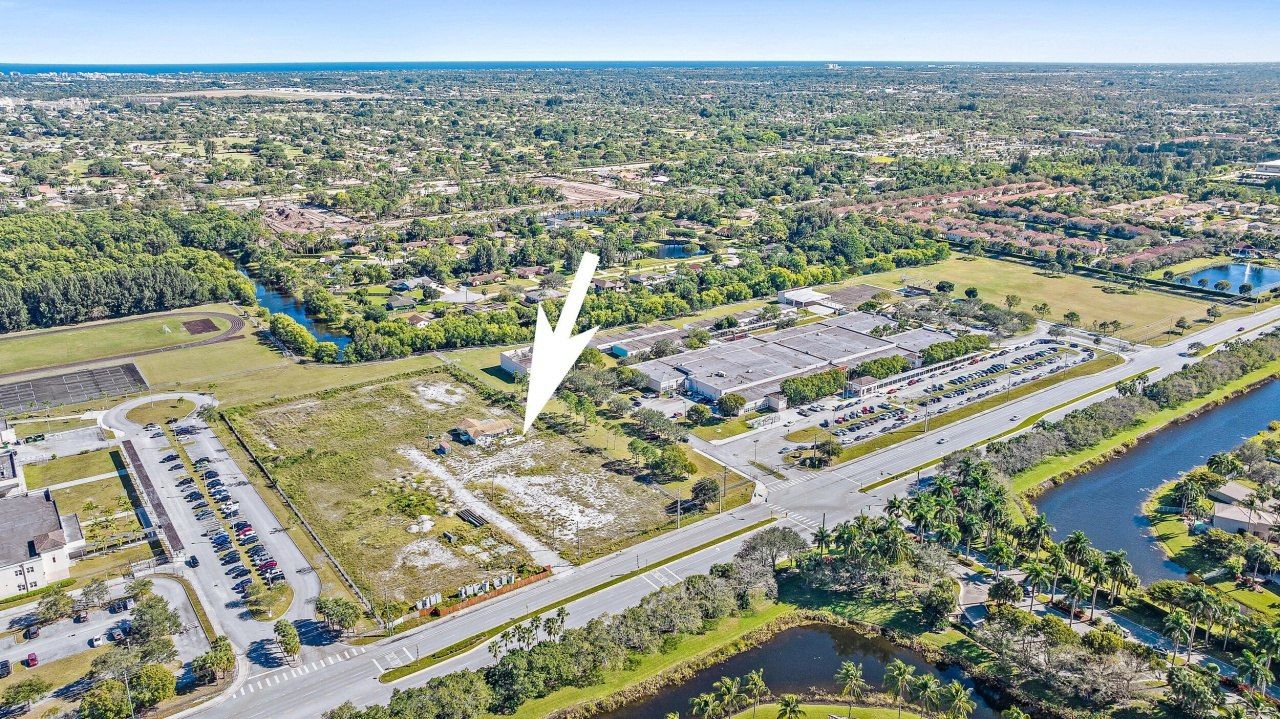 4900 52nd Ct N Road N, Greenacres, FL 33463 Photo