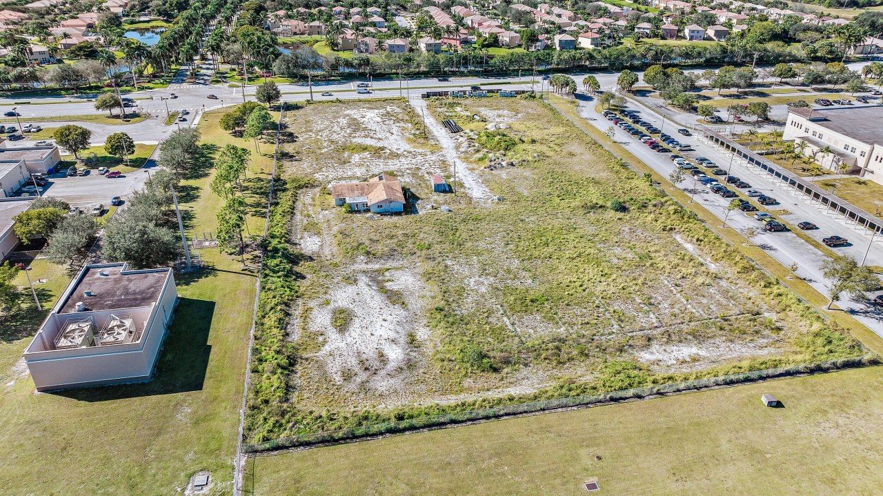 4900 52nd Ct N Road N, Greenacres, FL 33463 Photo