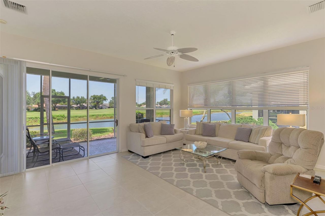 549 Fallbrook Drive, Venice, FL 34292 Photo