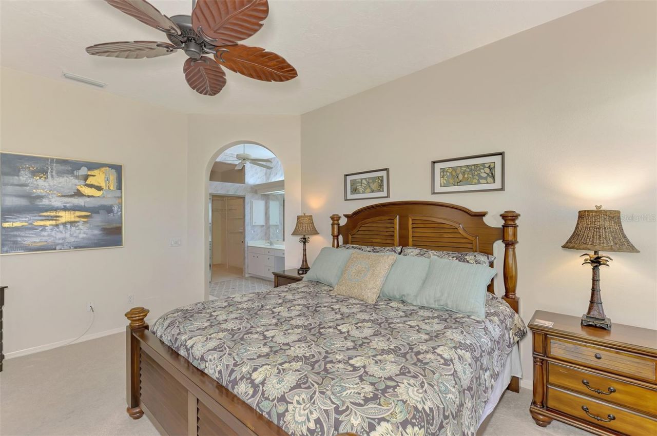 549 Fallbrook Drive, Venice, FL 34292 Photo