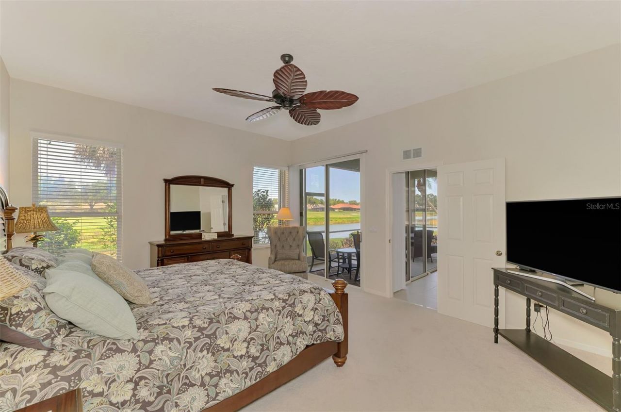 549 Fallbrook Drive, Venice, FL 34292 Photo
