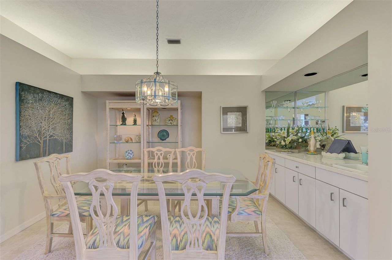 549 Fallbrook Drive, Venice, FL 34292 Photo