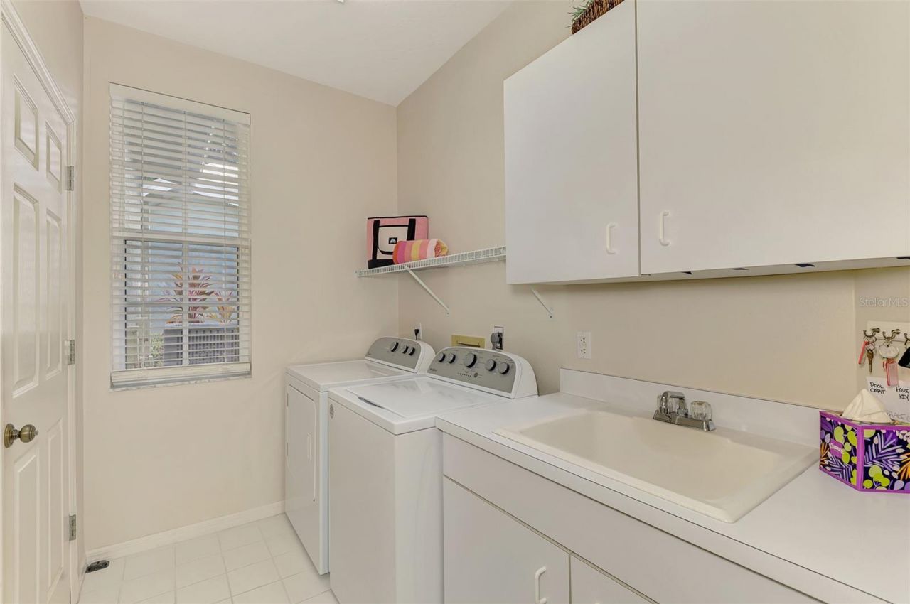 549 Fallbrook Drive, Venice, FL 34292 Photo