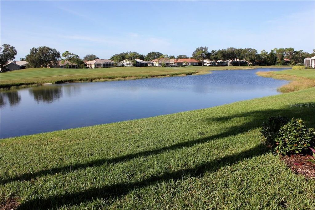 549 Fallbrook Drive, Venice, FL 34292 Photo