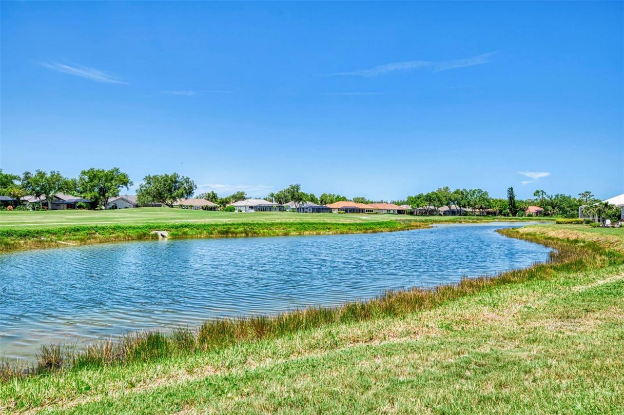 549 Fallbrook Drive, Venice, FL 34292 Photo