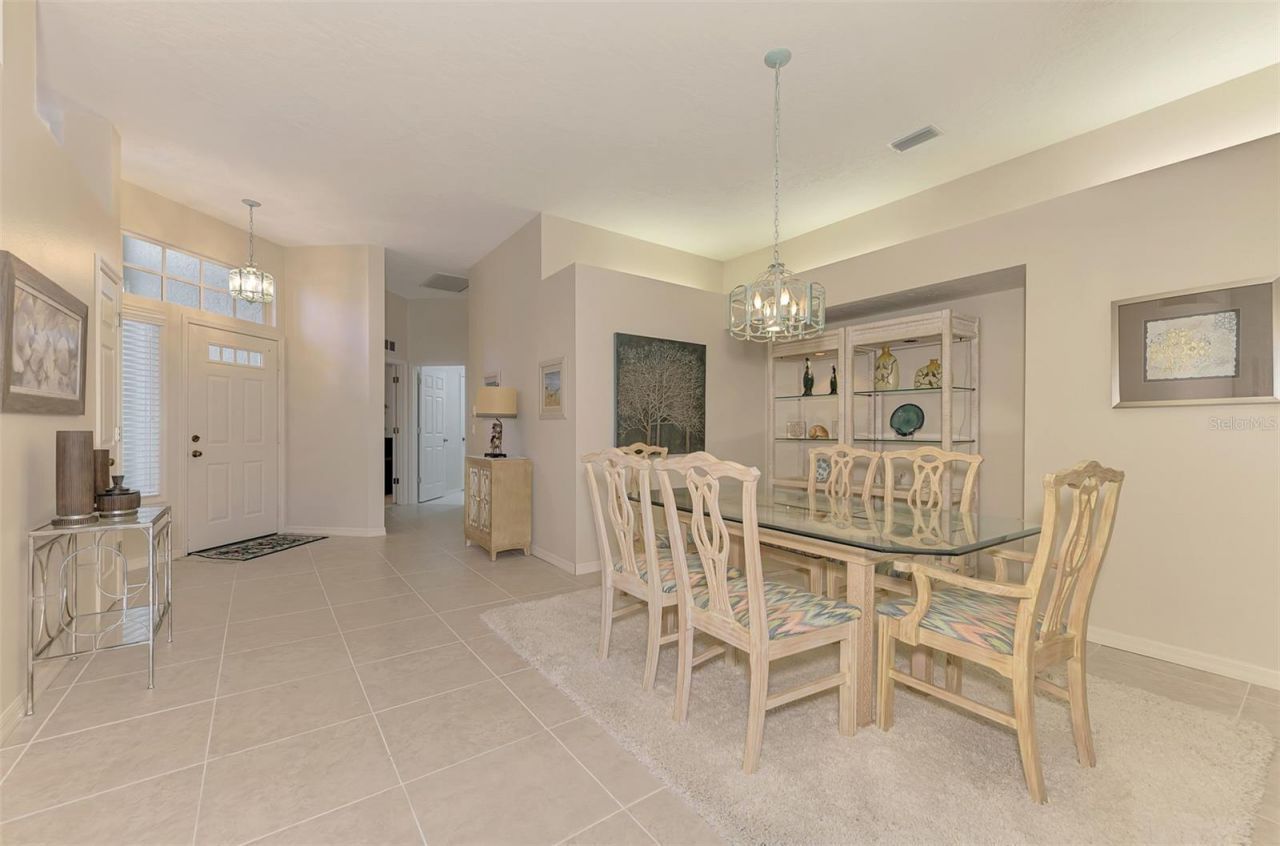 549 Fallbrook Drive, Venice, FL 34292 Photo