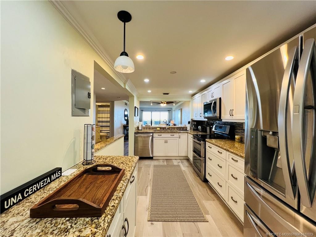 10044 S Ocean Drive, Unit 203, Jensen Beach, FL 34957 Photo