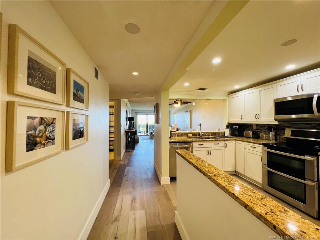 10044 S Ocean Drive, Unit 203, Jensen Beach, FL 34957 Photo