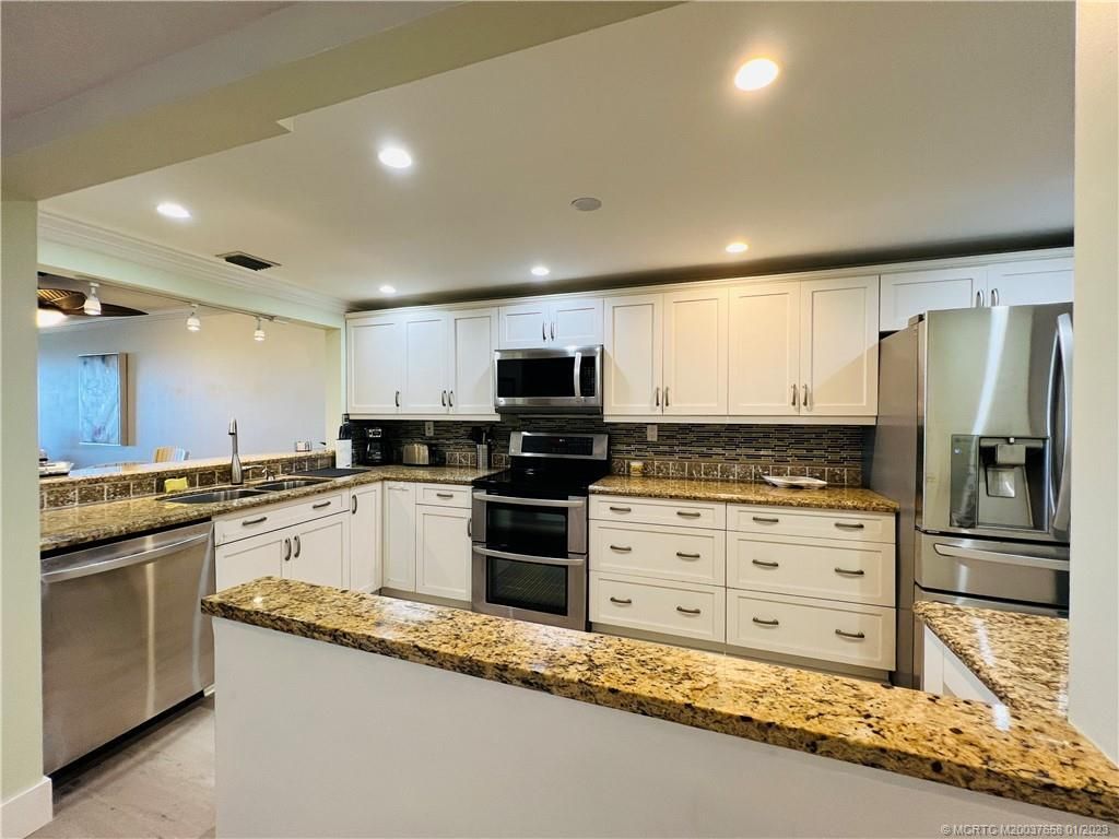10044 S Ocean Drive, Unit 203, Jensen Beach, FL 34957 Photo