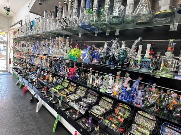 North Miami Beach, FL 33162