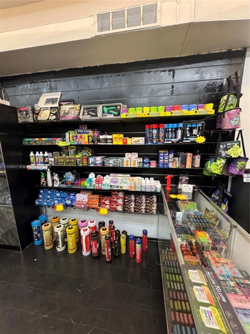 Please Call For Address, North Miami Beach, FL 33162 Photo