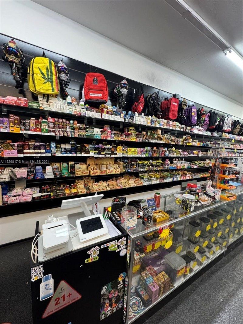 Please Call For Address, North Miami Beach, FL 33162 Photo