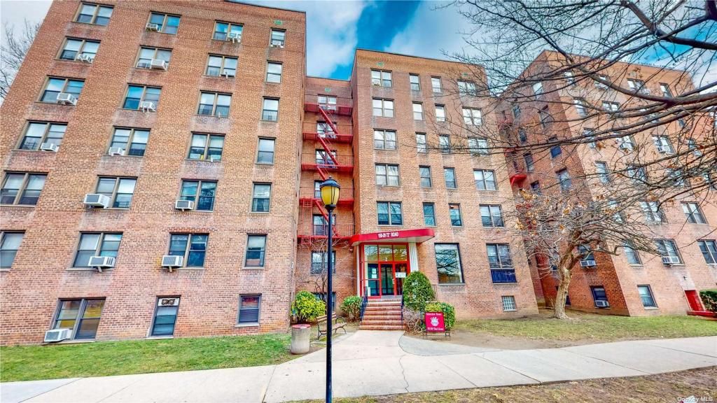 150-29 72 Road, Unit 5B, Kew Gardens Hills, NY 11367 Main Photo