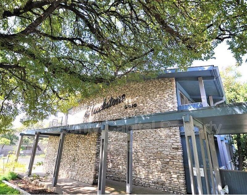 2910 Medical Arts St, Unit 305, Austin, TX 78705 Main Photo
