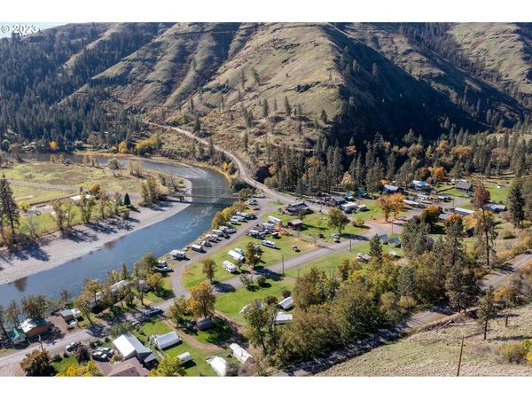 84578 BARTLETT RD, Enterprise, OR 97828