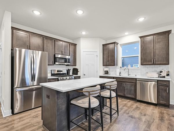 704 River Ridge DRIVE, Waterford, WI 53185