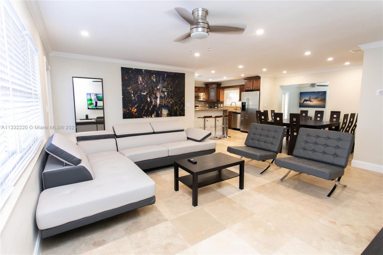 333 SE 3rd Ave, Dania Beach, FL 33004 Photo