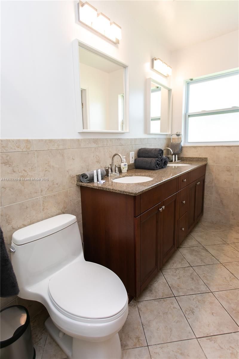 333 SE 3rd Ave, Dania Beach, FL 33004 Photo