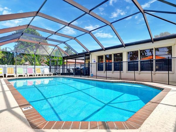 947 Washington St, Hollywood, FL 33019