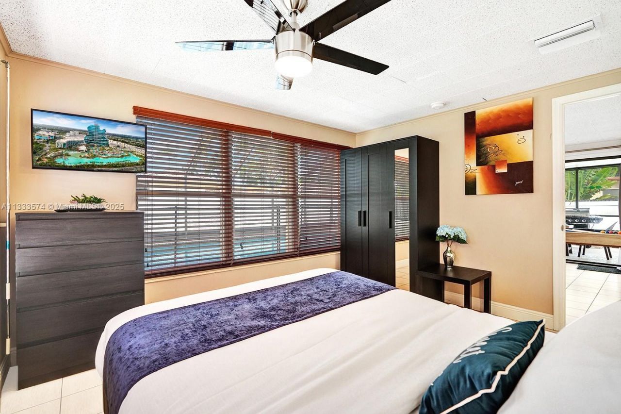 947 Washington St, Hollywood, FL 33019 Photo