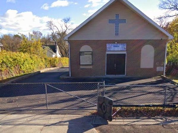 17 Henry Street, Wyandanch, NY 11798