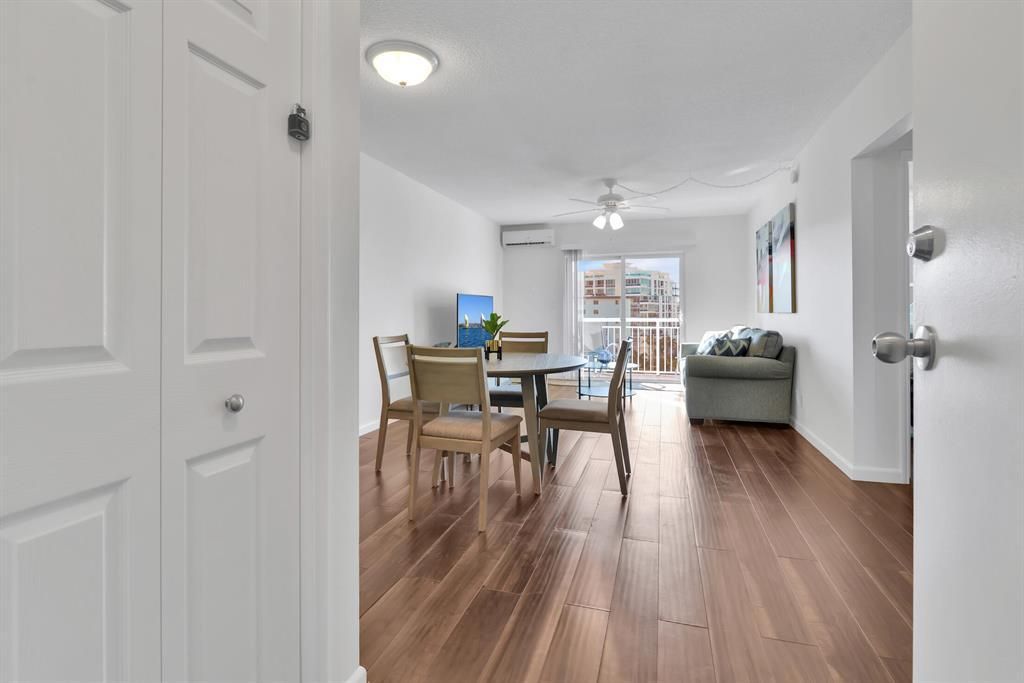 720 Orton Avenue, Unit 701, Fort Lauderdale, FL 33304 Photo